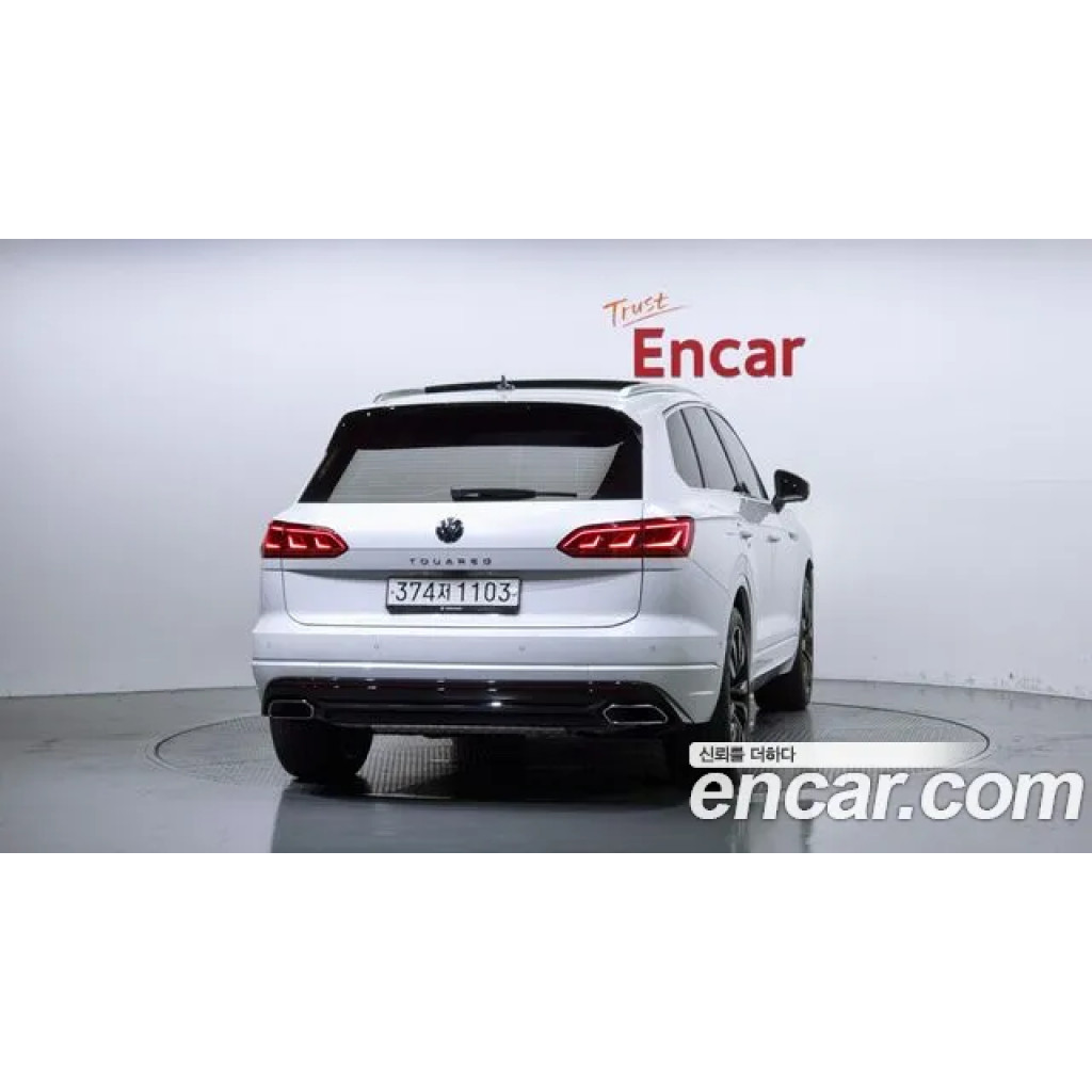 Volkswagen Touareg (3 поколение) 2023 г.