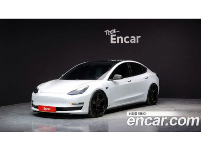 Tesla Model 3 2020 г.