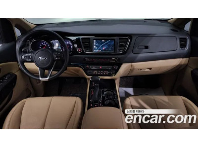 KIA Carnival 2020 г.